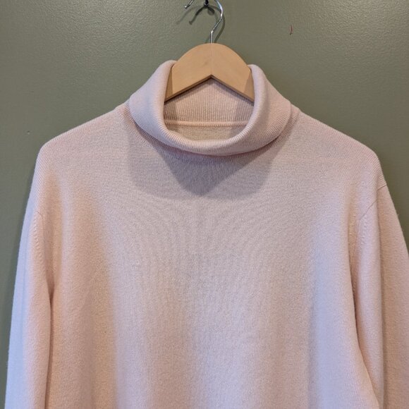 Pringle Scotland 100% Cashmere Pink Turtleneck Size Med Womens VTG 80's Sweater - Picture 2 of 15